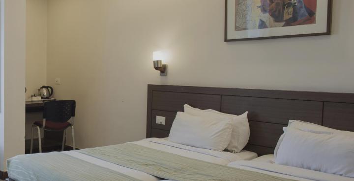 Hotel Crystal Retreat Agra  Ngoại thất bức ảnh