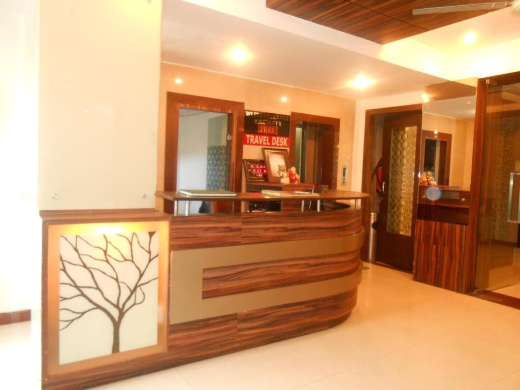 Hotel Crystal Retreat Agra  Ngoại thất bức ảnh