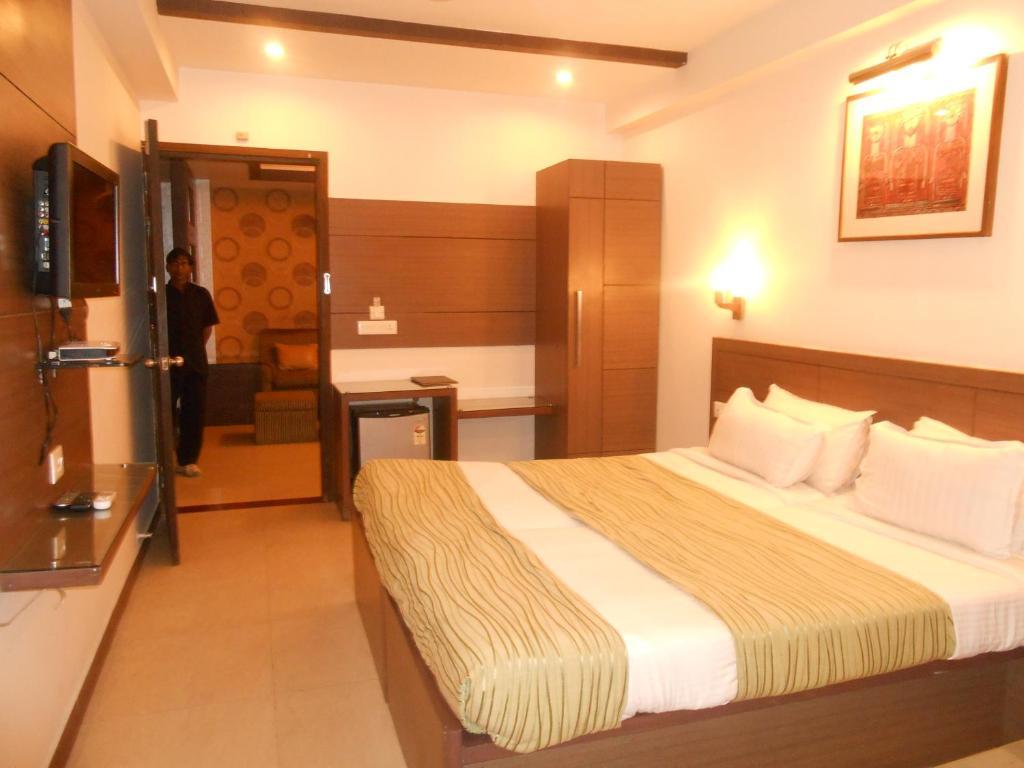 Hotel Crystal Retreat Agra  Phòng bức ảnh